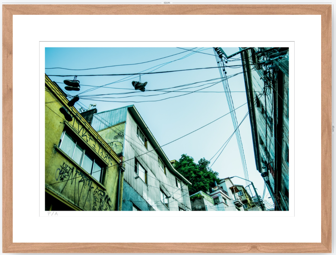 Shoefiti II - 48 x 33 cm