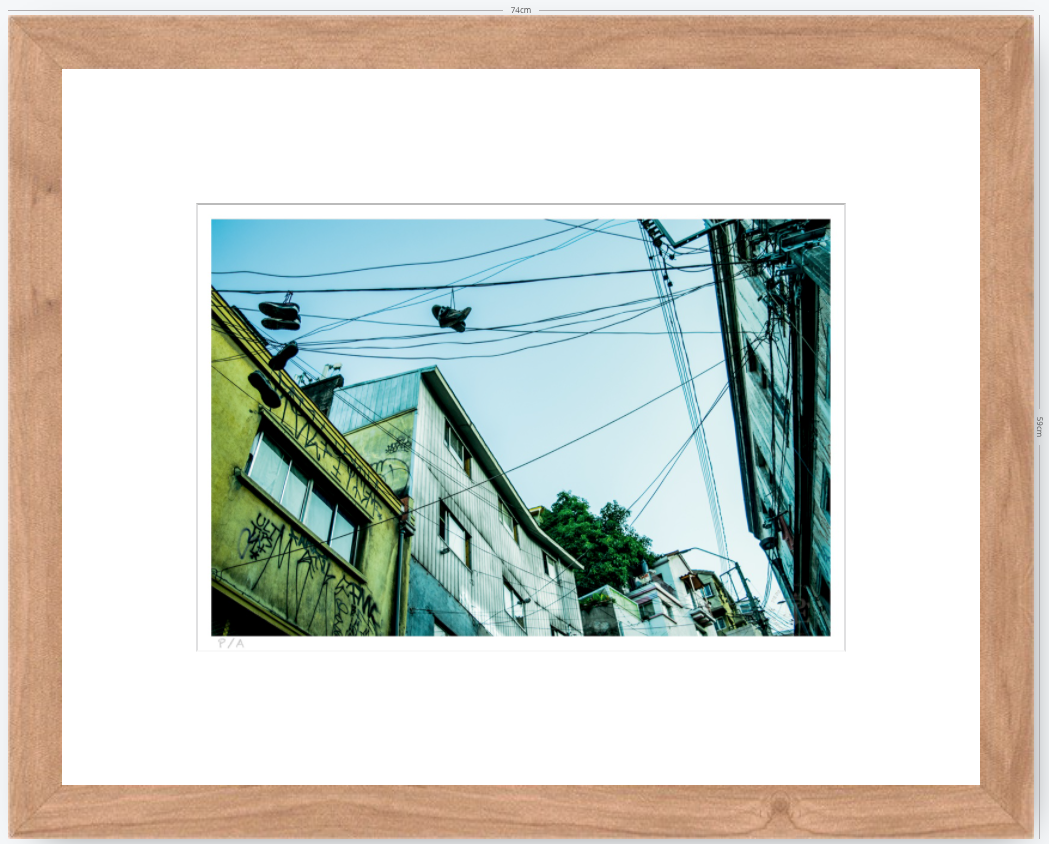 Shoefiti II - 48 x 33 cm