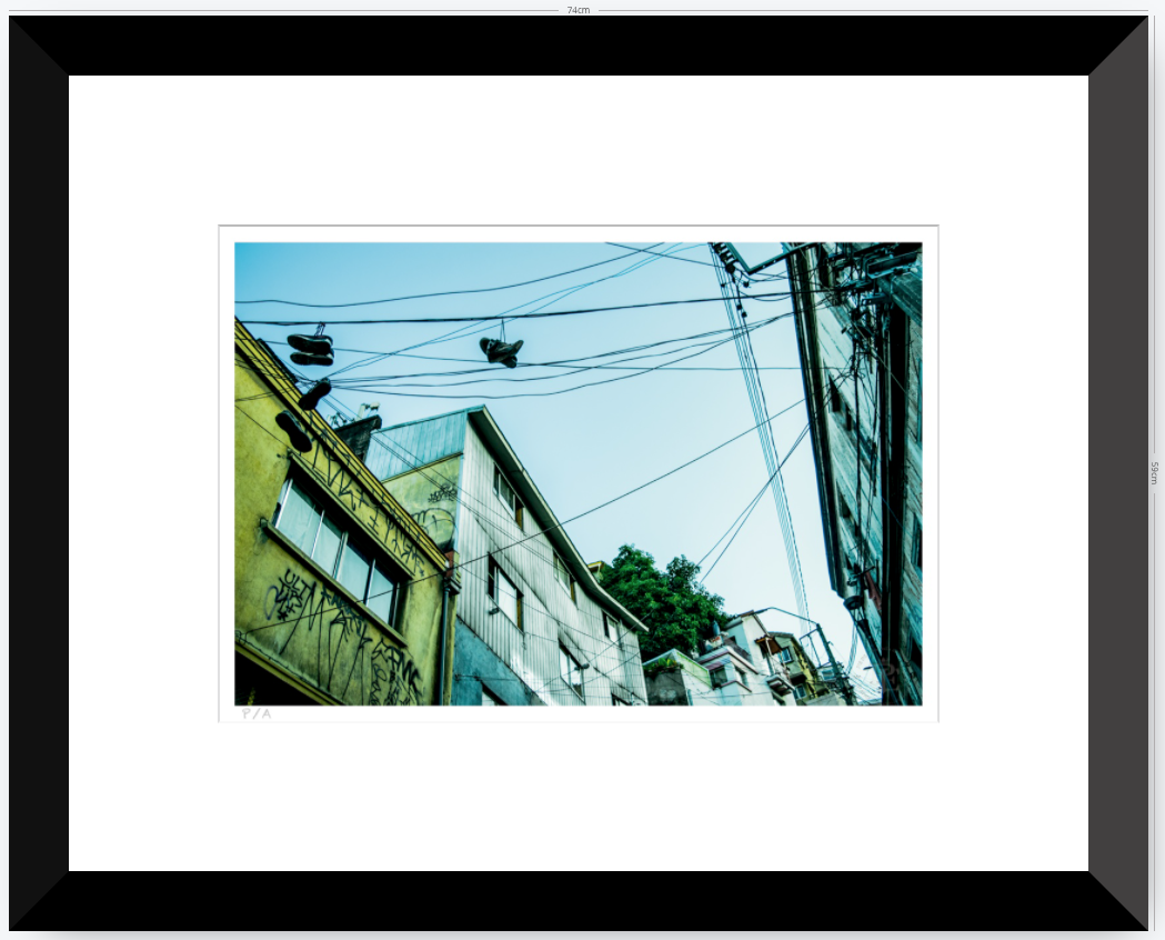 Shoefiti II - 48 x 33 cm