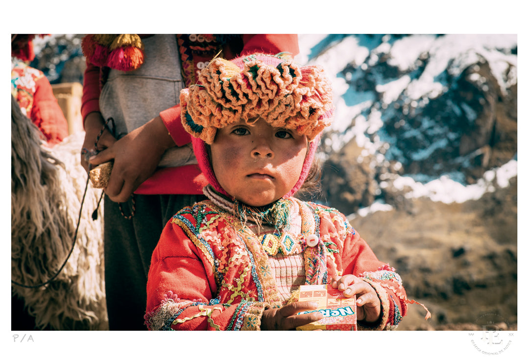 La Niña Roja - 48 x 33 cm