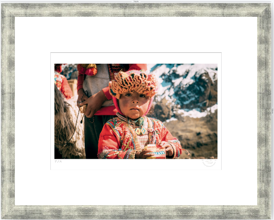 La Niña Roja - 48 x 33 cm